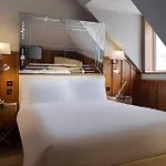 Great Northern Hotel, A Tribute Portfolio Hotel, London